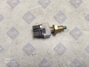 1999-2003 Mazda Protege Brake Light Switch (Manual Transmission)